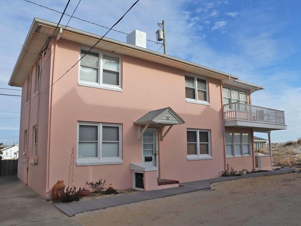 Sunset Manor NJ  Oceanfront Vacation Rental 145187