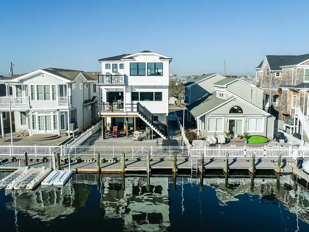 Lavallette NJ  Lagoonfront Vacation Rental  updated on 2026-05-24 19:15:34