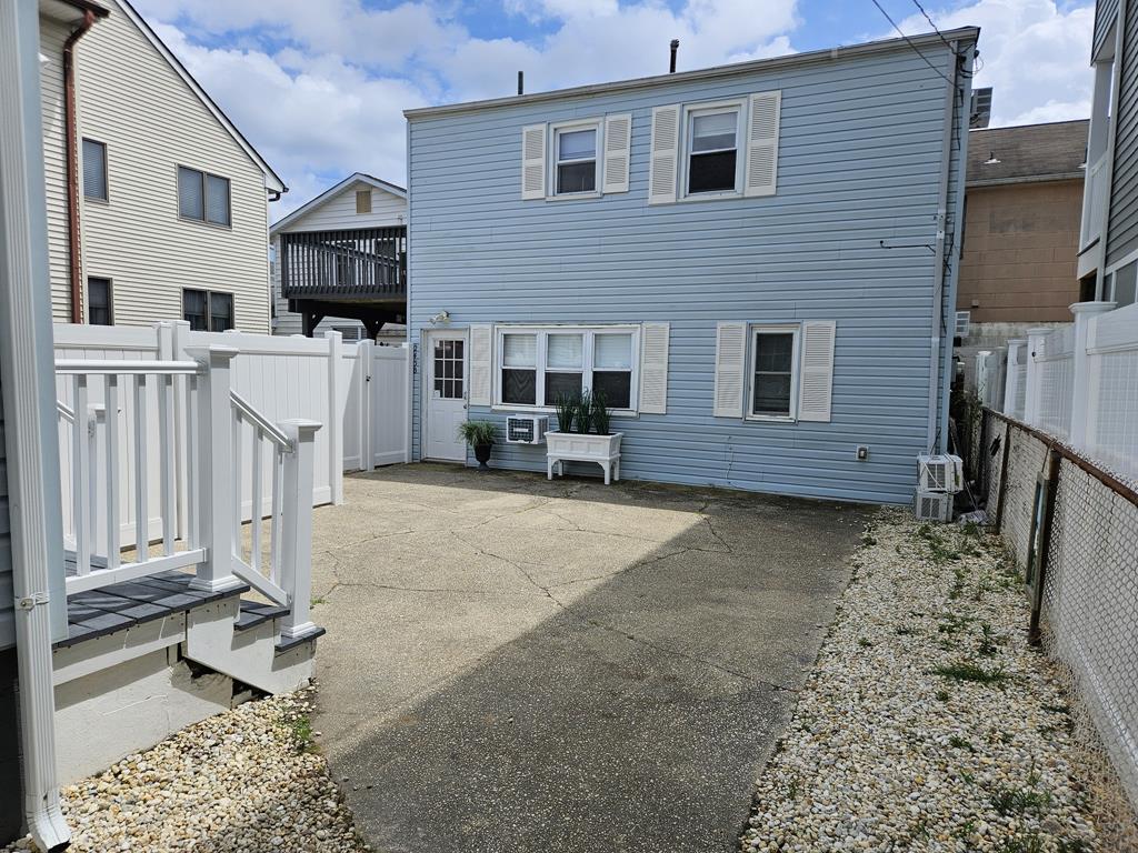 Seaside Heights NJ  Middleblock Vacation Rental  updated on 2026-04-02 17:27:28