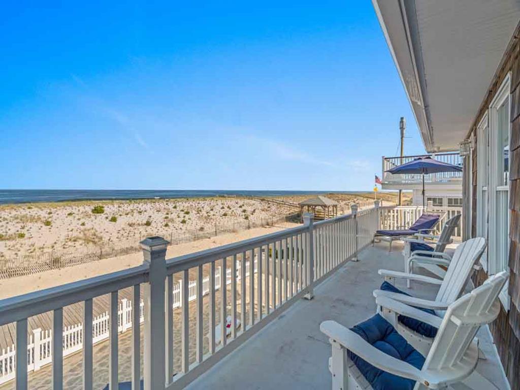 Lavallette NJ  Oceanfront Vacation Rental  updated on 2026-05-24 20:07:54