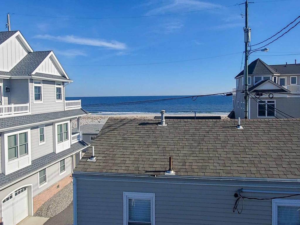 Monterey Beach NJ  Oceanside Vacation Rental  updated on 2026-04-05 16:54:28