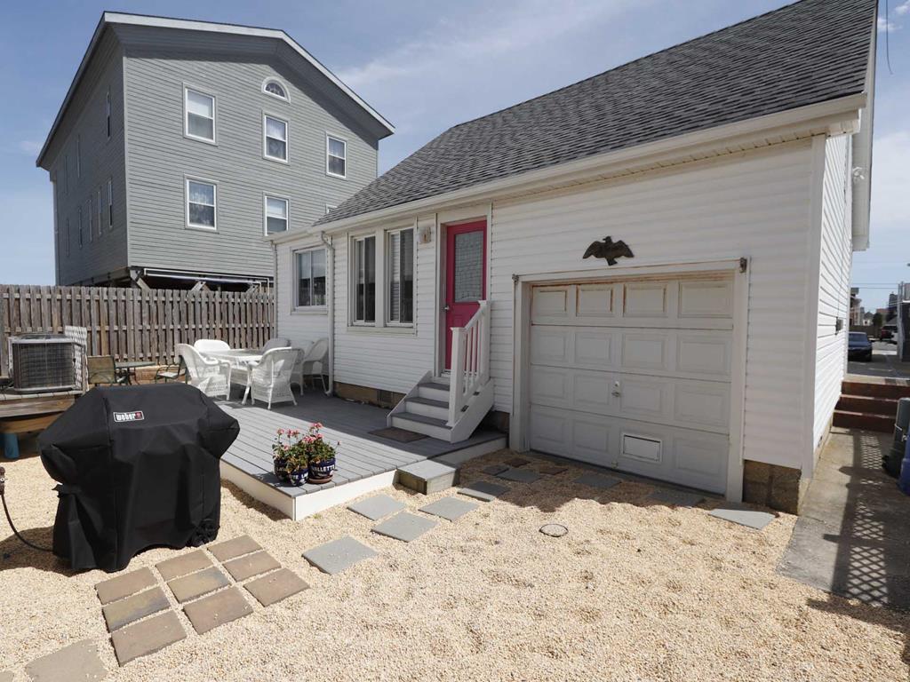 Lavallette NJ  Oceanside Vacation Rental  updated on 2026-04-02 17:27:26