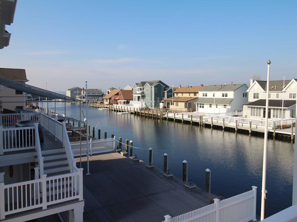 Lavallette NJ  Lagoonfront Vacation Rental  updated on 2026-04-02 20:47:40