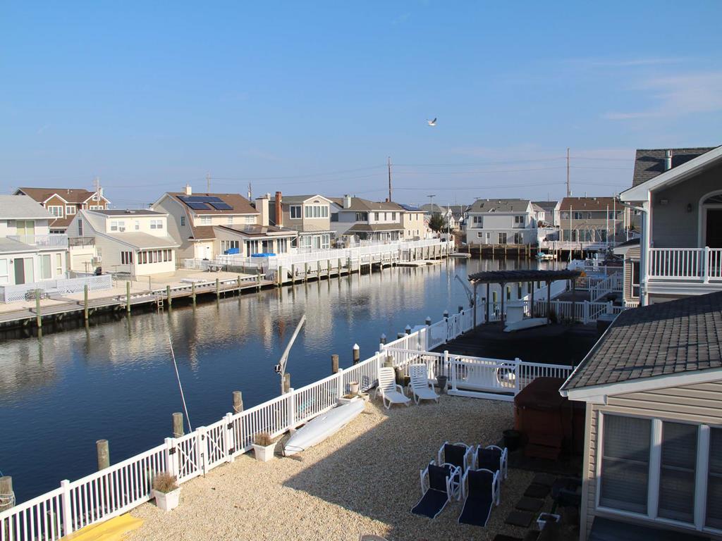 Lavallette NJ  Lagoonfront Vacation Rental  updated on 2026-04-02 20:47:40
