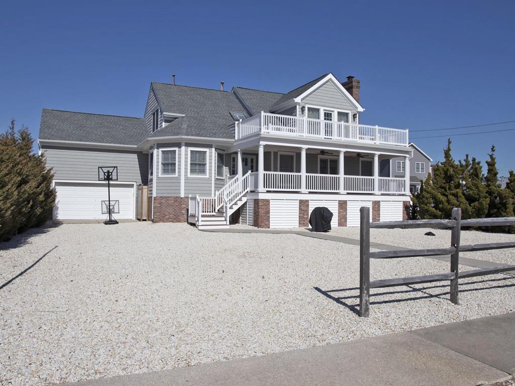 Lavallette NJ  Middleblock Vacation Rental  updated on 2026-04-02 13:19:02